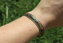 Load image into Gallery viewer, Coral Mantra Healing Bracelet