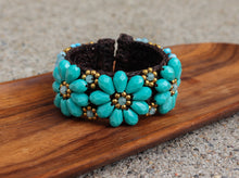 Load image into Gallery viewer, Turquoise Stone Flower Pattern Leather Bracelet