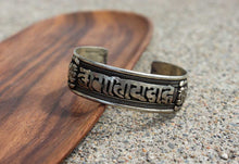 Load image into Gallery viewer, Mantra Healing Bracelet
