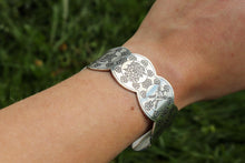 Load image into Gallery viewer, White Metal Healing Bracelet