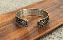 Load image into Gallery viewer, Mantra Healing Bracelet