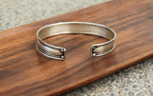 Load image into Gallery viewer, Carnelian Healing Bracelet