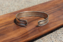 Load image into Gallery viewer, Fluorite Healing Bracelet