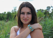 Load image into Gallery viewer, Turquoise & Howlit Leather Bracelet – Boho Natural Gemstone Jewelry