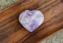 Charger l'image dans la galerie, Lepidolite Heart Crystal