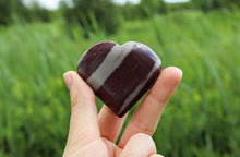 Charger l'image dans la galerie, Shiva Lingam Heart Crystal