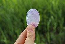 Charger l'image dans la galerie, Amethyst Worry Stone