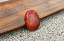 Charger l'image dans la galerie, Red Jasper Worry Stone