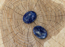 Charger l'image dans la galerie, Sodalite Worry Stone