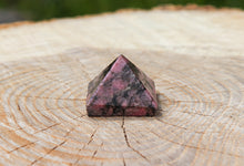 Load image into Gallery viewer, Rhodonite Pyramid