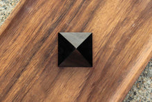 Charger l'image dans la galerie, Black Obsidian Pyramid