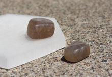 Charger l'image dans la galerie, Smoky Quartz Tumbled Stone