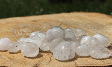 Charger l'image dans la galerie, White Moonstone Tumble Stone