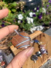 Charger l'image dans la galerie, Crystal Heart Pendants <3