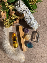 Charger l'image dans la galerie, PROSPERITY & WEALTH SMUDGE KIT