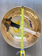 Charger l'image dans la galerie, Tibetan Singing Bowl - Extra Large