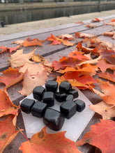 Charger l'image dans la galerie, Black Obsidian Tumbled Stone