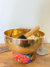 Charger l'image dans la galerie, Tibetan Singing Bowl - Large