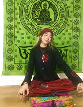 Charger l'image dans la galerie, Om Buddha Tapestries/Batik