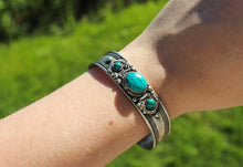 Load image into Gallery viewer, Healing Turquoise Bracelet