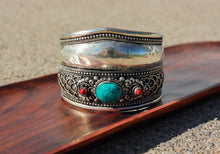Load image into Gallery viewer, Turquoise & Coral Healing Bracelet