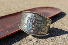 Load image into Gallery viewer, White Metal Healing Bracelet