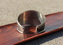 Load image into Gallery viewer, White Metal Healing Bracelet