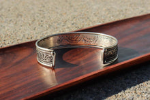 Load image into Gallery viewer, Turquoise Mantra Healing Bracelet