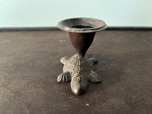 Load image into Gallery viewer, Vintage Bronze Candle Holder Single-Branch 4-piece set-Turtle&amp;Frog

