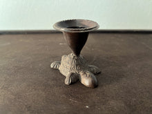 Load image into Gallery viewer, Vintage Bronze Candle Holder Single-Branch 4-piece set-Turtle&amp;Frog

