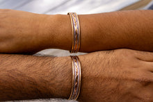 Load image into Gallery viewer, Magnetic Healing Bracelet-Flat Wave design
