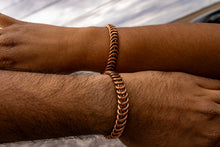 Load image into Gallery viewer, Magnetic Healing Bracelet-Snake Chain Design
