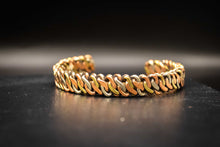 Load image into Gallery viewer, Magnetic Healing Bracelet-Curb Chain Design
