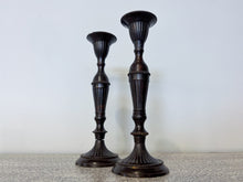 Charger l&#39;image dans la galerie, Antique Bronze Single-Branch Candle Holders-Ribbed Dark
