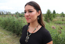 Load image into Gallery viewer, Vintage Mixed Material Necklace &amp; Earrings Set- Green

