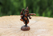Charger l&#39;image dans la galerie, Copper Ganesha Statue
