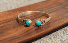 Load image into Gallery viewer, Turquoise Healing Bracelet
