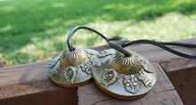 Load image into Gallery viewer, Meditation Chime Bells - Tingsha Cymbals - Tibetan Buddhist Meditation Yoga Bell Chimes In Gift Bag
