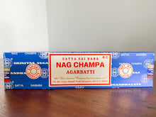 Load image into Gallery viewer, Nag Champa Incense Sticks - 40g
