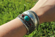 Load image into Gallery viewer, Turquoise &amp; Coral Healing Bracelet

